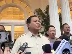 Prabowo Meratapi Wafatnya Uskup Emeritus Mgr Petrus Turang